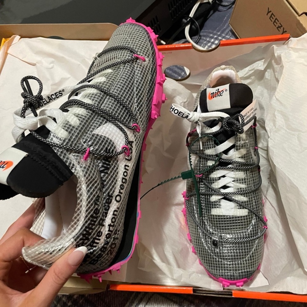 Nike OFF WHITE waffle racer
